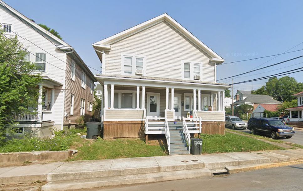 303 On S Kentucky Ave